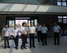 <b>山西省民營經濟發(fā)展局樊偉強局長、運城經濟技術開發(fā)區(qū)副主任魯若鵬一行蒞臨</b>